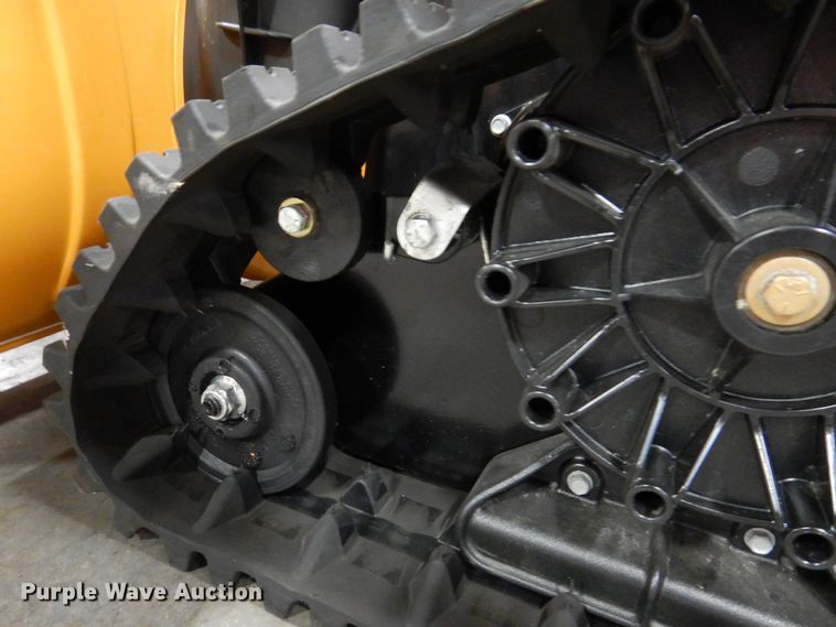 image for item IO9294 2020 Cub Cadet 2X  snow blower