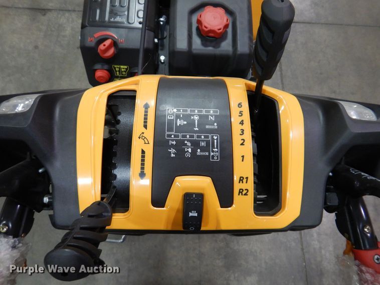 image for item IO9298 2019 Cub Cadet 3X  snow blower