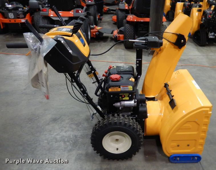 image for item IO9300 2020 Cub Cadet 2X  snow blower