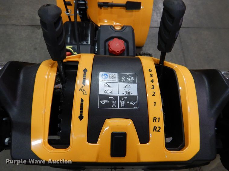 image for item IO9300 2020 Cub Cadet 2X  snow blower