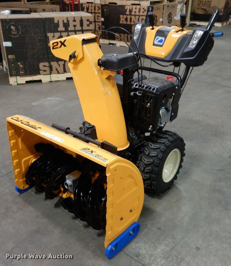 image for item IO9301 2020 Cub Cadet 2X  snow blower