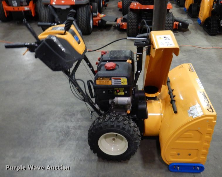 image for item IO9301 2020 Cub Cadet 2X  snow blower