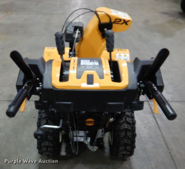 image for item IO9301 2020 Cub Cadet 2X  snow blower