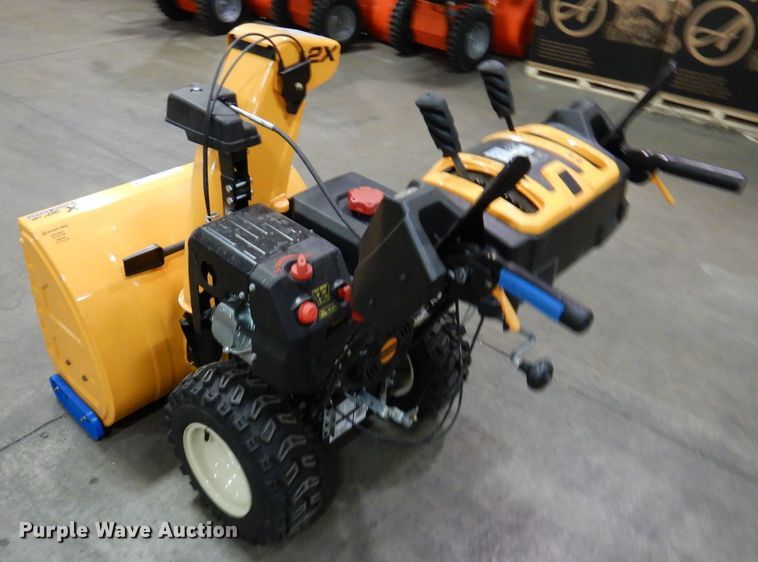 image for item IO9301 2020 Cub Cadet 2X  snow blower