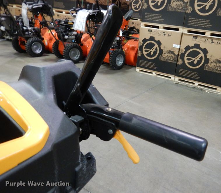 image for item IO9301 2020 Cub Cadet 2X  snow blower