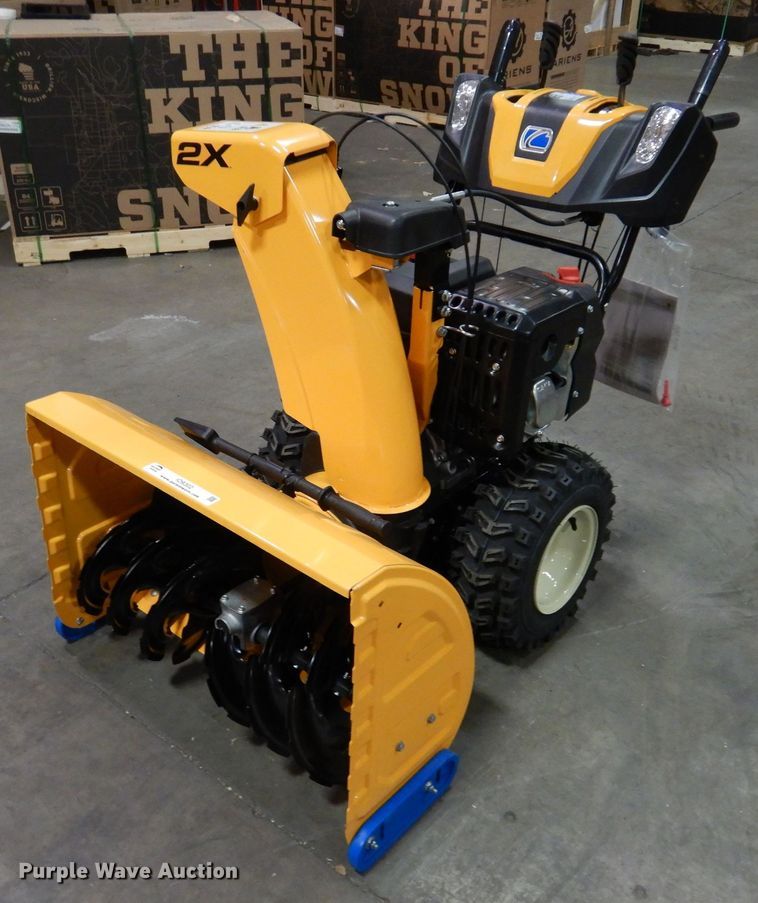 image for item IO9302 2020 Cub Cadet 2X  snow blower