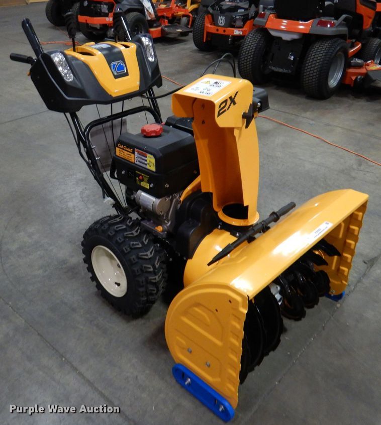 image for item IO9302 2020 Cub Cadet 2X  snow blower