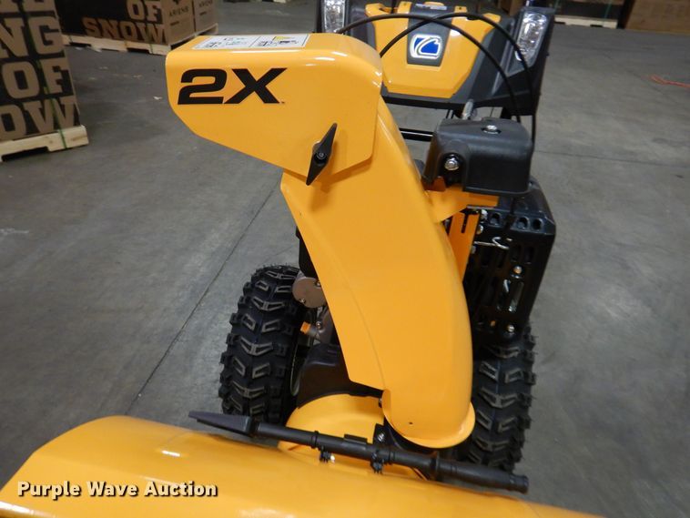 image for item IO9302 2020 Cub Cadet 2X  snow blower