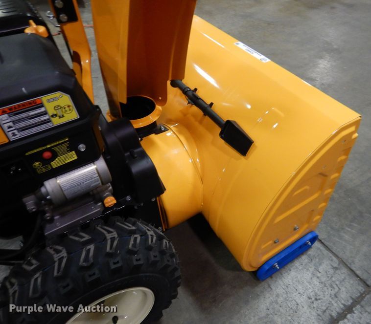 image for item IO9302 2020 Cub Cadet 2X  snow blower