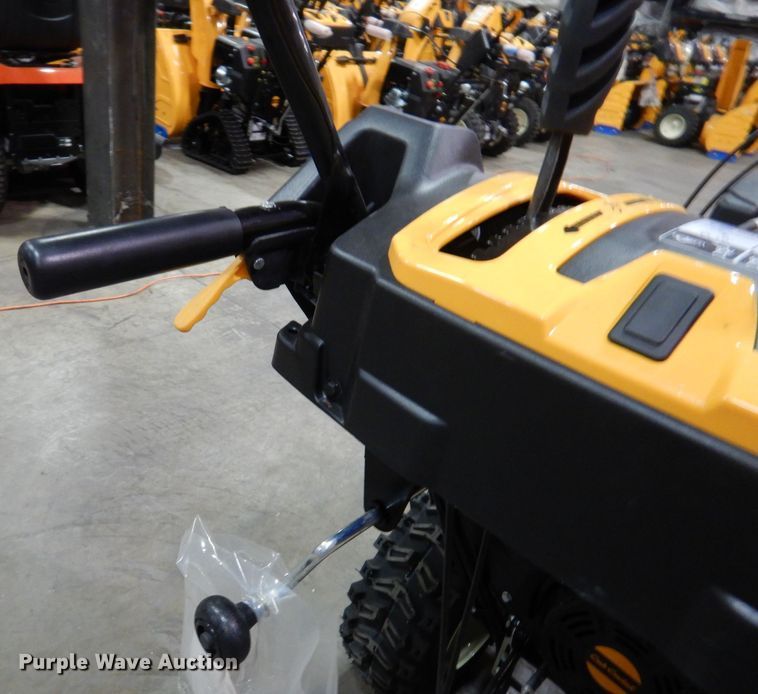 image for item IO9302 2020 Cub Cadet 2X  snow blower