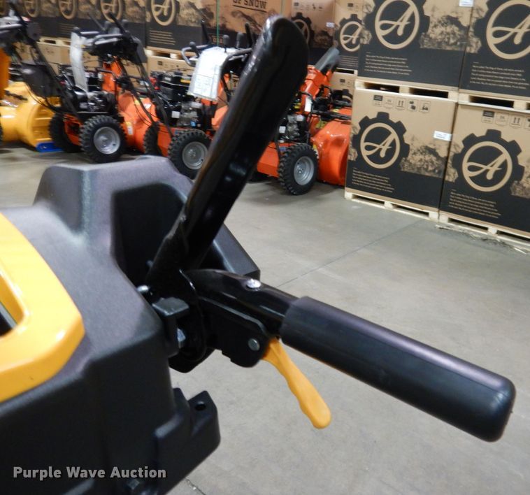 image for item IO9302 2020 Cub Cadet 2X  snow blower