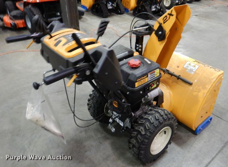 image for item IO9305 2020 Cub Cadet 2X  snow blower