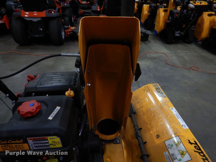 image for item IO9305 2020 Cub Cadet 2X  snow blower