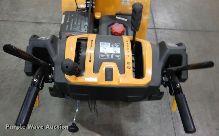 image for item IO9305 2020 Cub Cadet 2X  snow blower