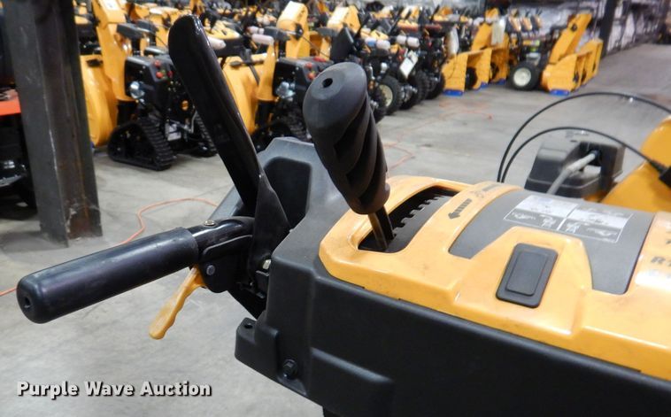 image for item IO9305 2020 Cub Cadet 2X  snow blower