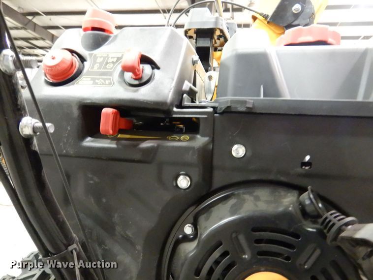 image for item IO9305 2020 Cub Cadet 2X  snow blower