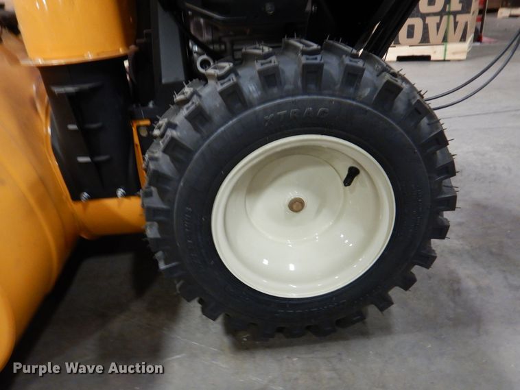 image for item IO9305 2020 Cub Cadet 2X  snow blower