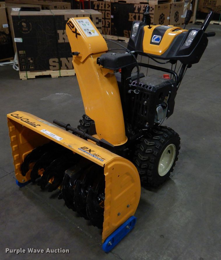 image for item IO9306 2020 Cub Cadet 2X  snow blower
