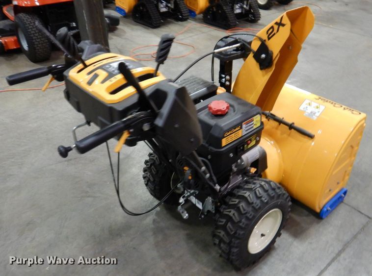 image for item IO9306 2020 Cub Cadet 2X  snow blower