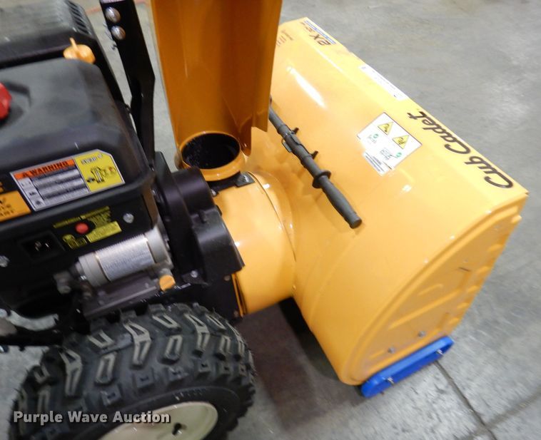 image for item IO9306 2020 Cub Cadet 2X  snow blower