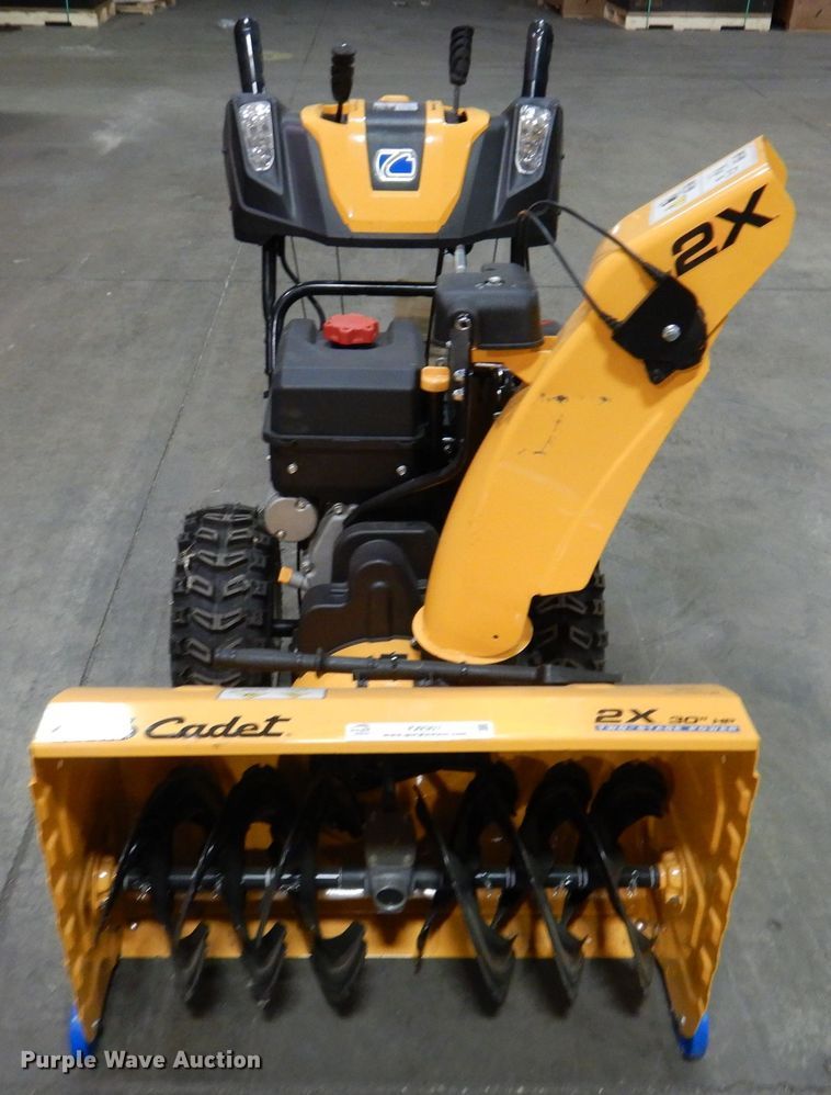image for item IO9307 2020 Cub Cadet 2X  snow blower