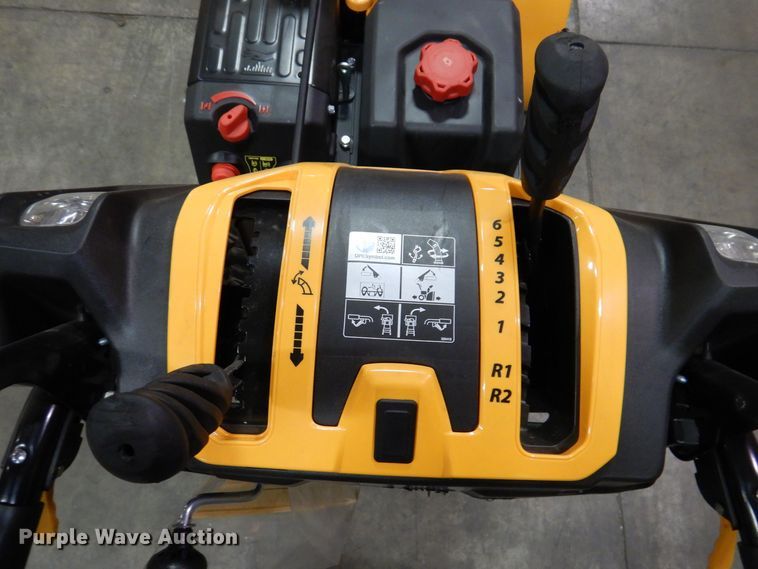 image for item IO9307 2020 Cub Cadet 2X  snow blower