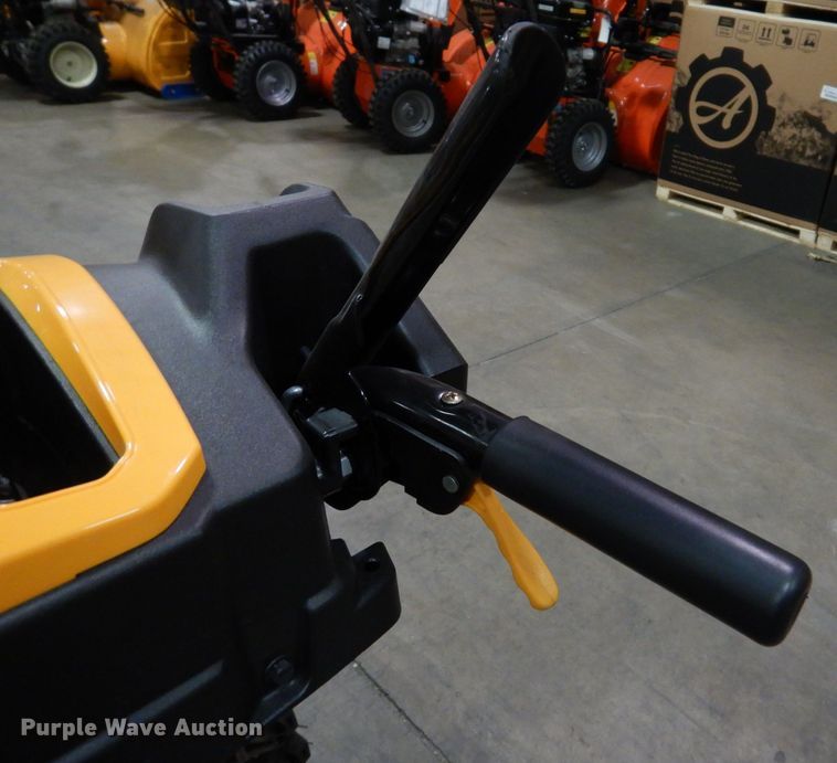 image for item IO9307 2020 Cub Cadet 2X  snow blower