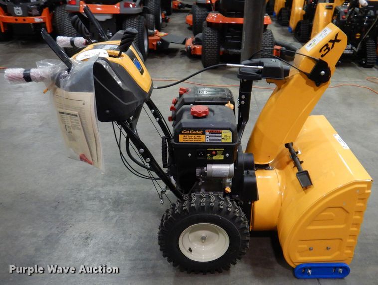 image for item IO9309 2020 Cub Cadet 3X  snow blower