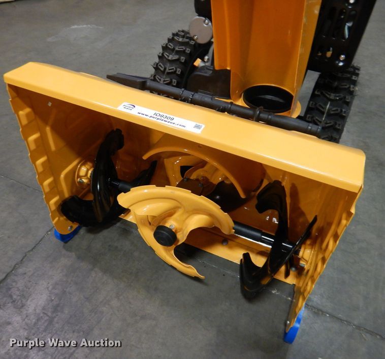 image for item IO9309 2020 Cub Cadet 3X  snow blower