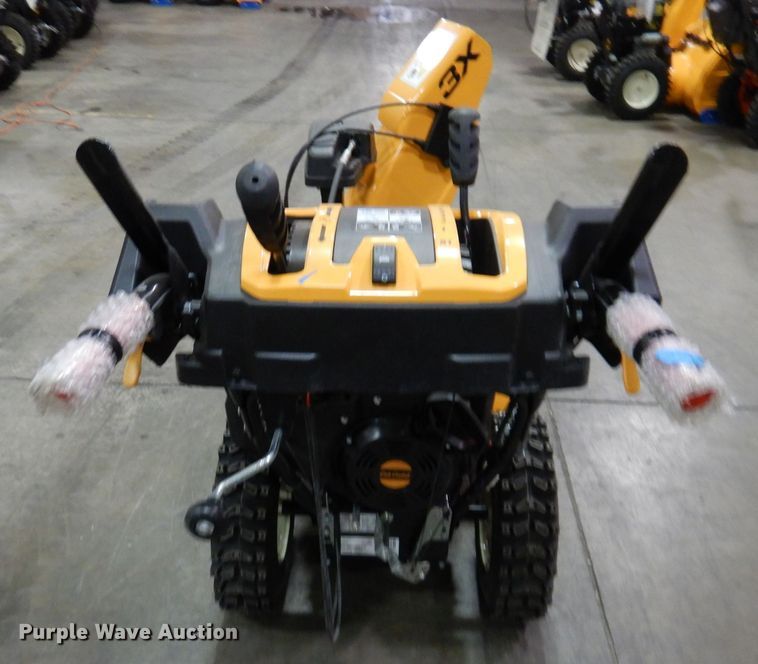 image for item IO9311 2020 Cub Cadet 3X  snow blower