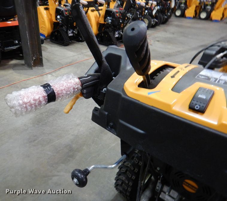 image for item IO9311 2020 Cub Cadet 3X  snow blower