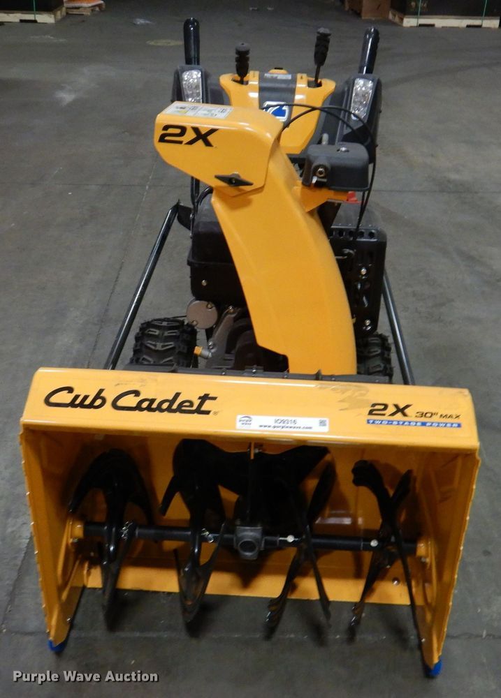 image for item IO9316 2019 Cub Cadet 2X  snow blower