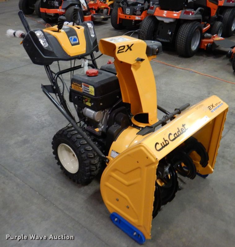 image for item IO9316 2019 Cub Cadet 2X  snow blower