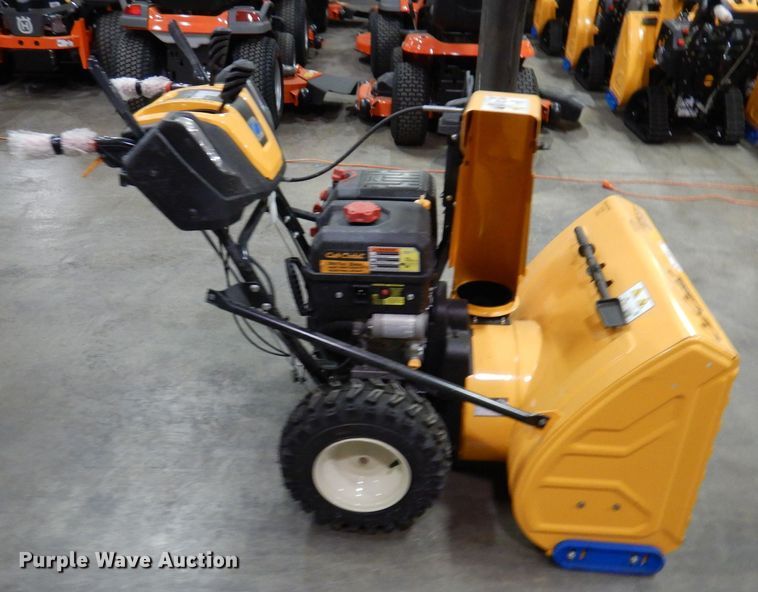 image for item IO9316 2019 Cub Cadet 2X  snow blower