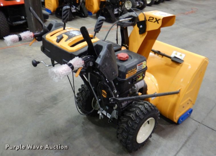 image for item IO9316 2019 Cub Cadet 2X  snow blower