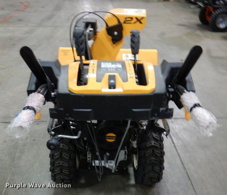 image for item IO9316 2019 Cub Cadet 2X  snow blower