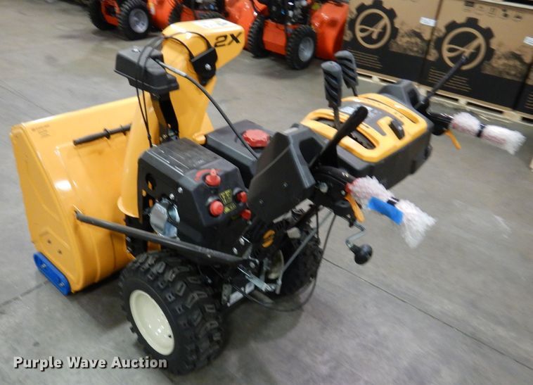 image for item IO9316 2019 Cub Cadet 2X  snow blower