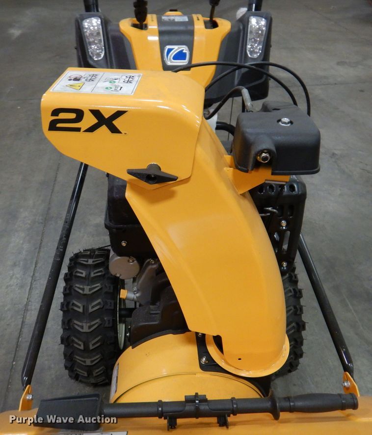 image for item IO9316 2019 Cub Cadet 2X  snow blower