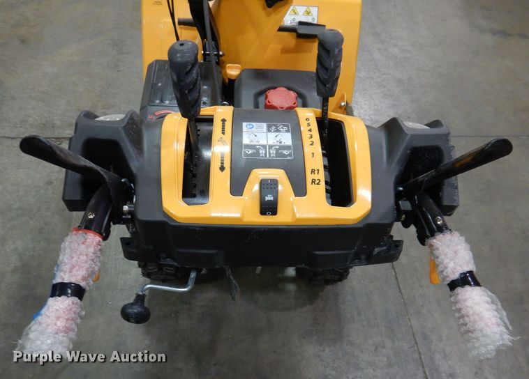image for item IO9316 2019 Cub Cadet 2X  snow blower