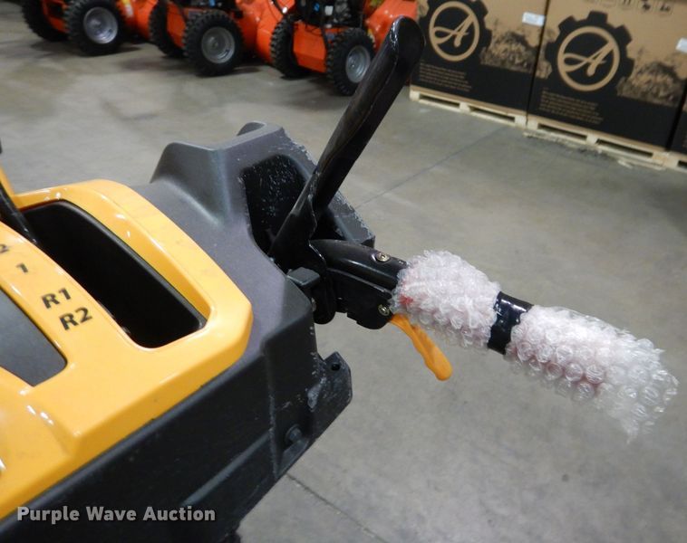 image for item IO9316 2019 Cub Cadet 2X  snow blower