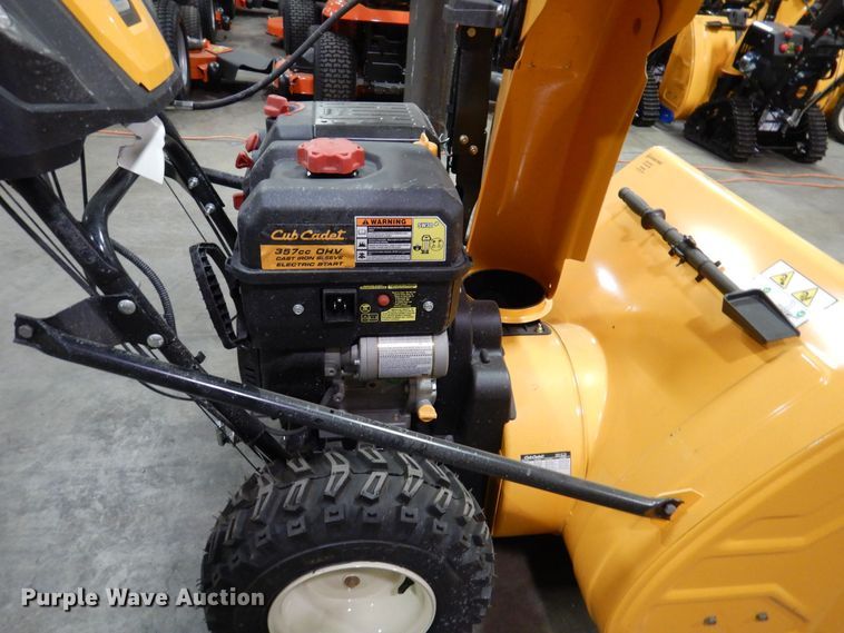 image for item IO9316 2019 Cub Cadet 2X  snow blower