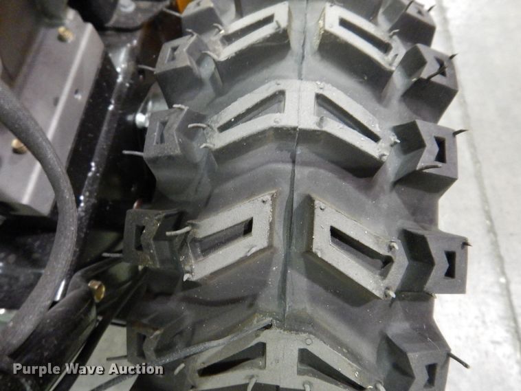 image for item IO9316 2019 Cub Cadet 2X  snow blower