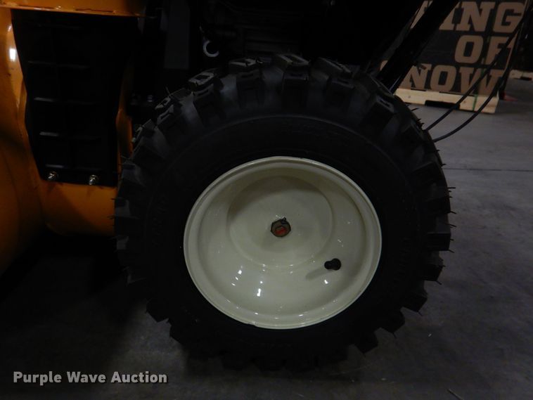 image for item IO9316 2019 Cub Cadet 2X  snow blower