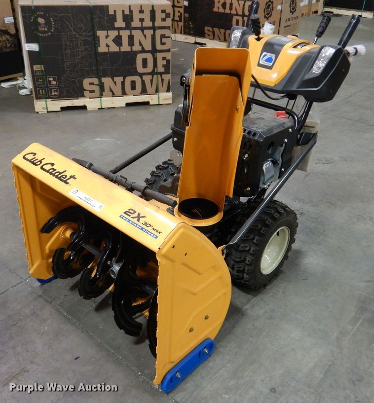 image for item IO9317 2019 Cub Cadet 2X  snow blower