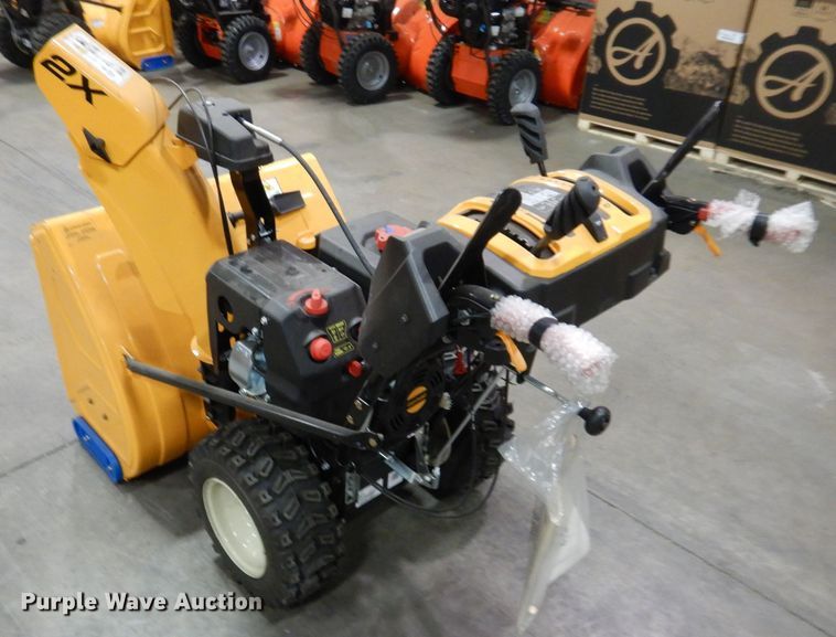 image for item IO9317 2019 Cub Cadet 2X  snow blower