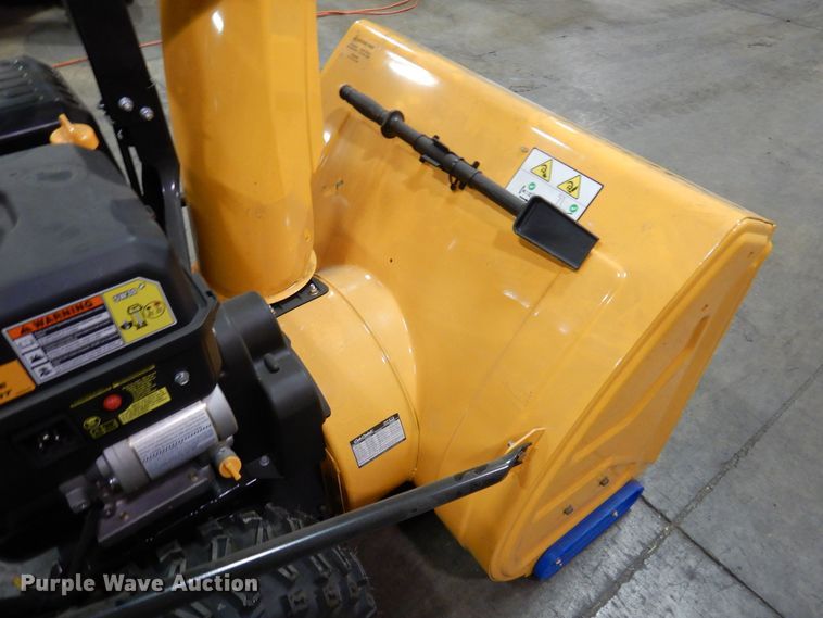 image for item IO9317 2019 Cub Cadet 2X  snow blower