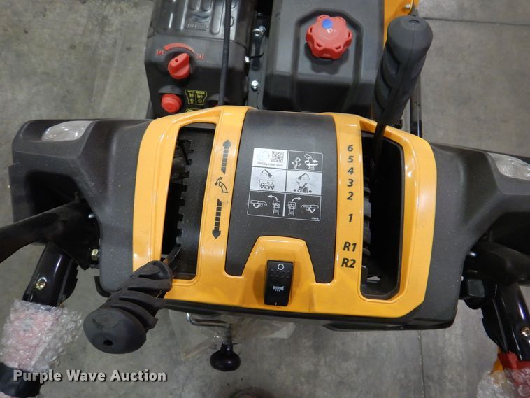 image for item IO9317 2019 Cub Cadet 2X  snow blower