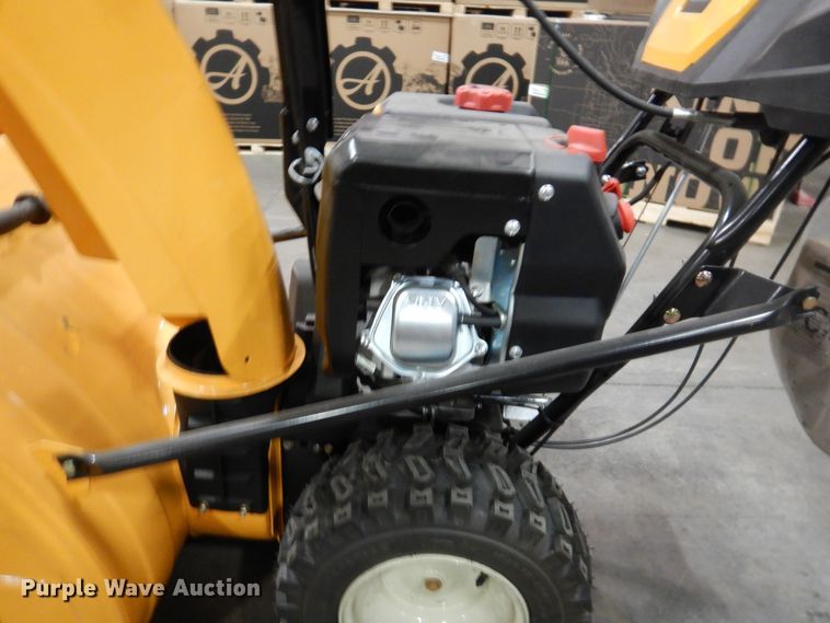 image for item IO9317 2019 Cub Cadet 2X  snow blower