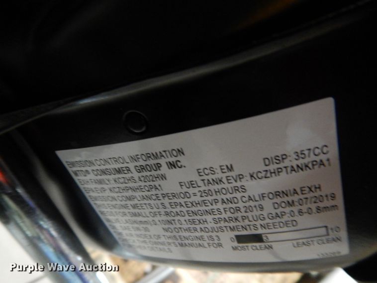 image for item IO9317 2019 Cub Cadet 2X  snow blower