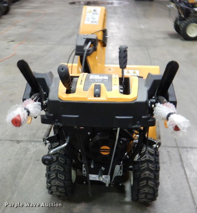image for item IO9318 2020 Cub Cadet 2X  snow blower